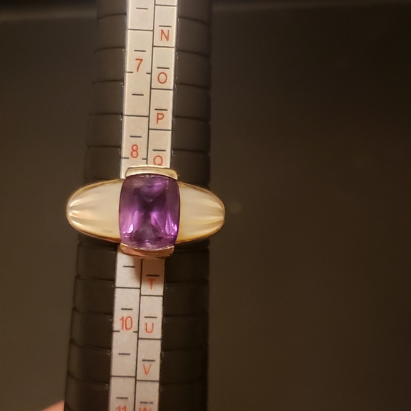 Sterling Silver Radiant Cut Amethyst & Mother of Pearl Cocktail Ring - Size 9 - Picture 9 of 12